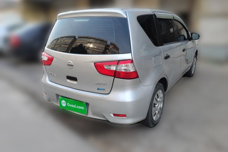 Used Nissan Livina 2015 1.6XE Manual Comfort Edition