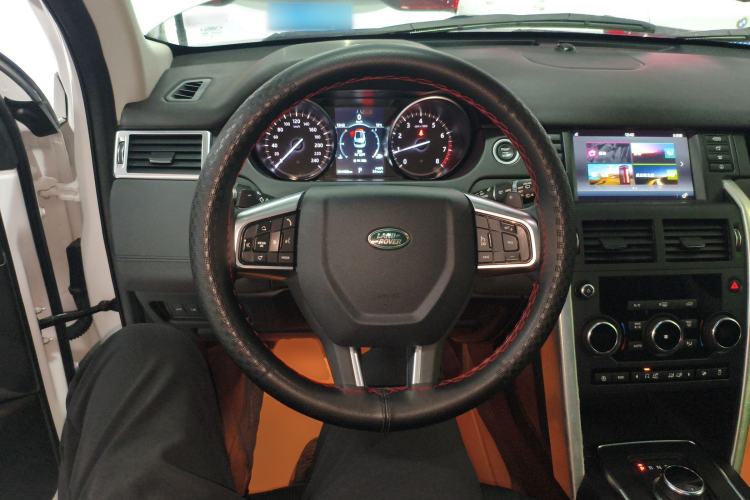 Used Land Rover Discovery Sport 2019 240 PS SE Version China VI Standard