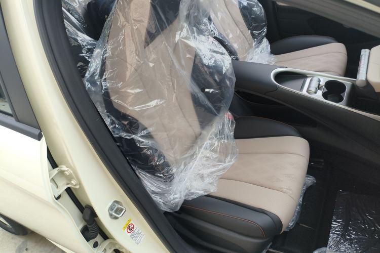 Used BYD Dolphin 2025 420km Free Edition
