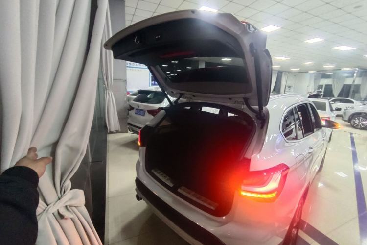 Used BMW X1 2021 Restyled sDrive25Li Leading Edition
