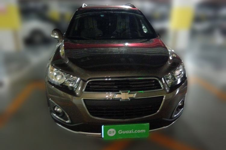 Used Chevrolet Captiva 2015 2.4L 4x4 Flagship Edition 7-Seater
