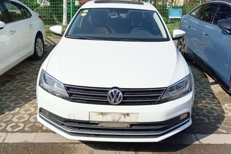 Used Volkswagen Sagitar 2017 1.6L Automatic Comfort Model Front