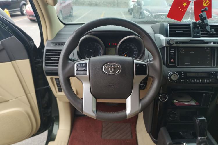 Used Toyota Prado 2010 2.7L Automatic Deluxe Edition Steering Wheel