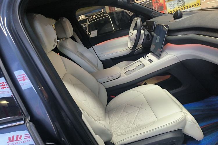 Used Nio ES7 2022 100kWh First Edition Right Front Seat