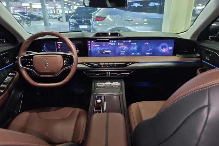 Used Lincoln Z 2025 2.0T Zunyi Hybrid Version Center Console