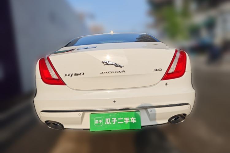 Used Jaguar XJ 2018 XJL 3.0 SC Two-Wheel-Drive Panoramic Business Edition
