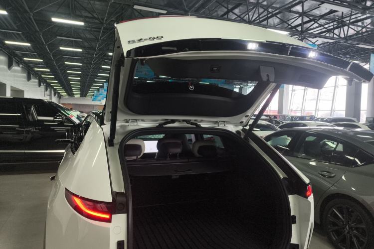 Used Mazda EZ-60 2025 Model Range-Extended 200 Max
