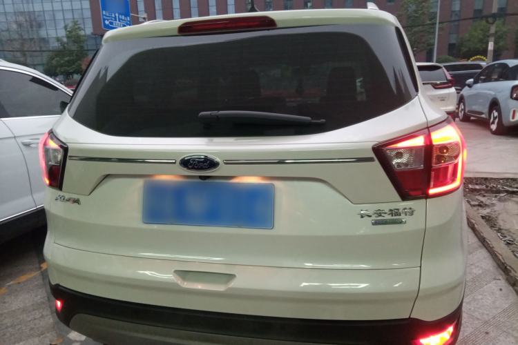 Used Ford Kuga 2018 EcoBoost 180 Two-Wheel-Drive Luxury Wing Edition
