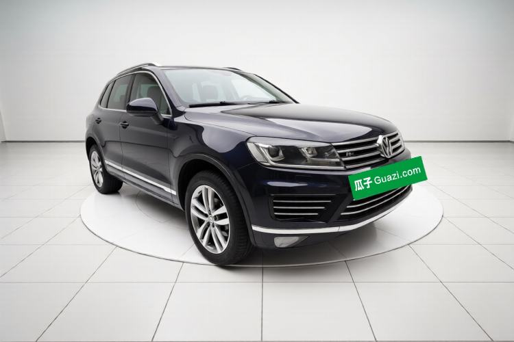 Used Volkswagen Touareg 2018 3.0 TSI Glory Collection Edition Exterior 2