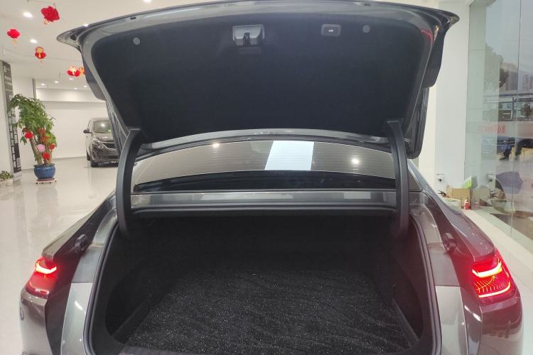 Used Geely Galaxy E8 2024 550 km Range Rear-Drive MAX
