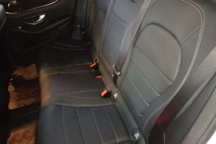 Used Mercedes-Benz GLC 2018 Facelift GLC 260 4MATIC Luxury Edition
