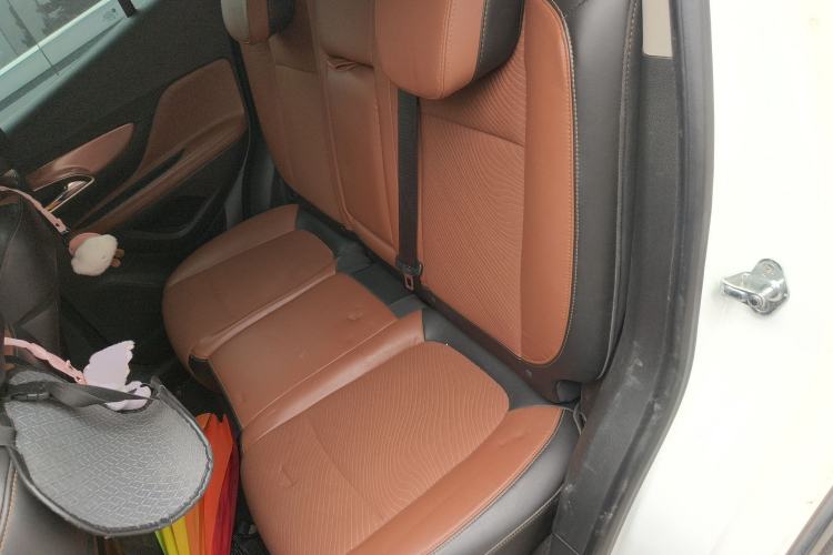 Used Buick Encore 2013 1.4T Automatic Two-Wheel Drive Leading Model Left Rear Seat