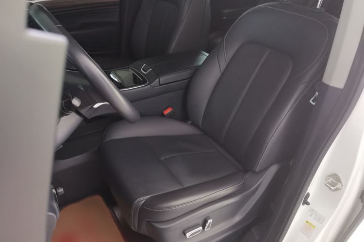 Used GAC Trumpchi M8 2021 Master Series 390T Prestige Edition Left Front Seat