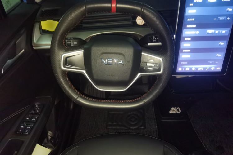 Used NETA V 2021 Standard Range Entertainment Version – Upgraded Model Steering Wheel