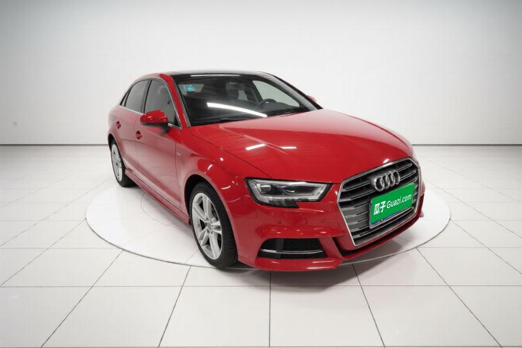 Used Audi A3 2020 Limousine 35 TFSI Fashion Edition China VI Emission Standard Front Right 45 Deg