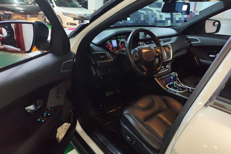 Used Land X7 2015 2.0T Panoramic Prestige Edition