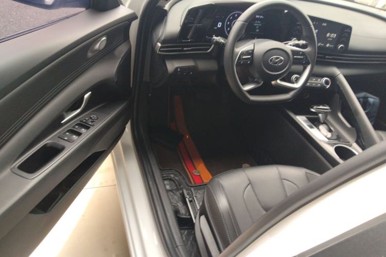 Used Hyundai Elantra 2022 1.5L CVT GLX Elite Edition