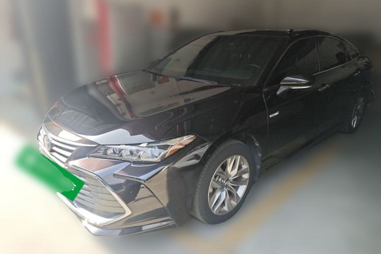 Used Toyota Avalon 2019 Dual-Engine 2.5L Luxury Edition China VI Standard