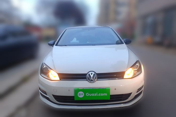 Used Volkswagen Golf 2017 1.6L Automatic Comfort Million-Vehicle Anniversary Edition