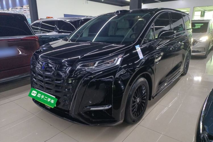 Used Denza D9 2025 DM-i Intelligent Drive 1020 Four-Wheel Drive Flagship Model