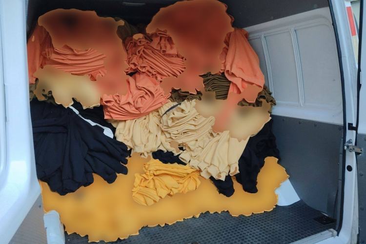 Used JMC Transit 2019 2.8T Commercial Version Short Wheelbase Mid-Roof 3-Seater China VI Standard JX493