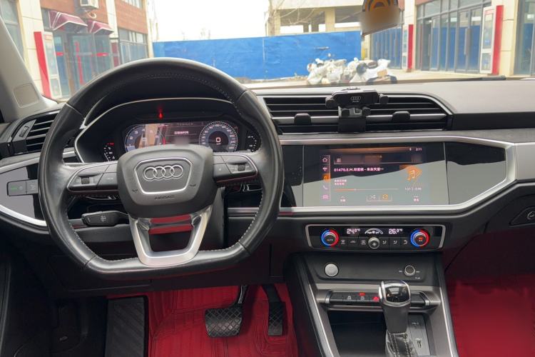 Used Audi Q3 2020 35 TFSI Fashion Dynamic Model
