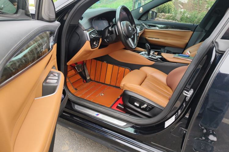 Used BMW 6 Series GT 2021 Restyled 630i M Sport Package Driver Seat