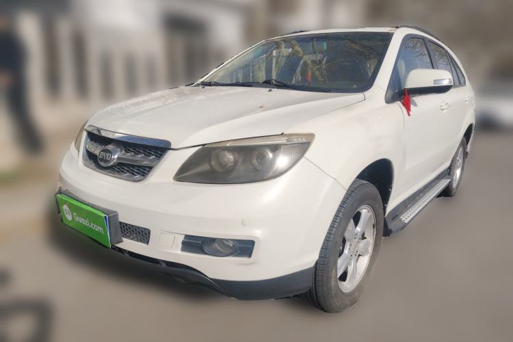 Used BYD S6 2012 2.0L Manual Luxury Version