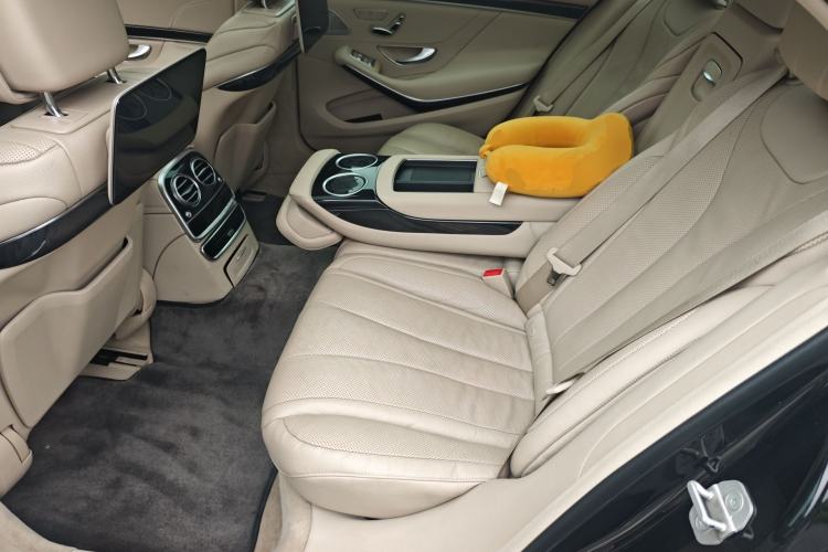 Used Mercedes-Benz S-Class 2018 S 450 L 4MATIC Left Rear Seat