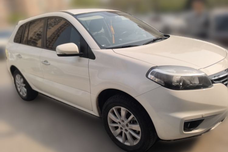 Used Renault Koleos 2014 Revised Version 2.0L Two-Wheel Drive Standard Edition Front Right 45 Deg