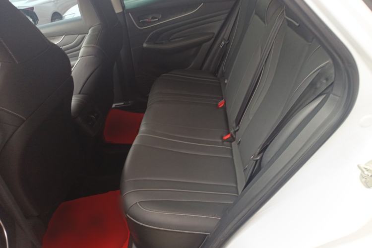 Used Venucia V 2021 260T Idol Edition