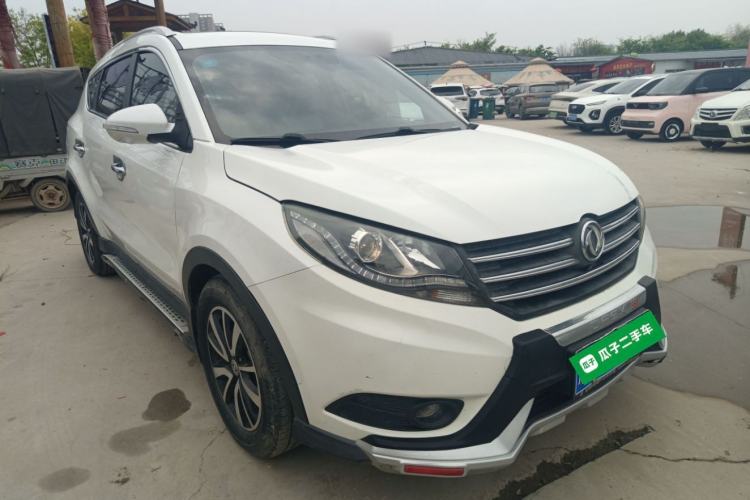 Used Dongfeng Fengon 580 2017 Revised Version 1.5T CVT Luxury Edition Front Right 45 Deg