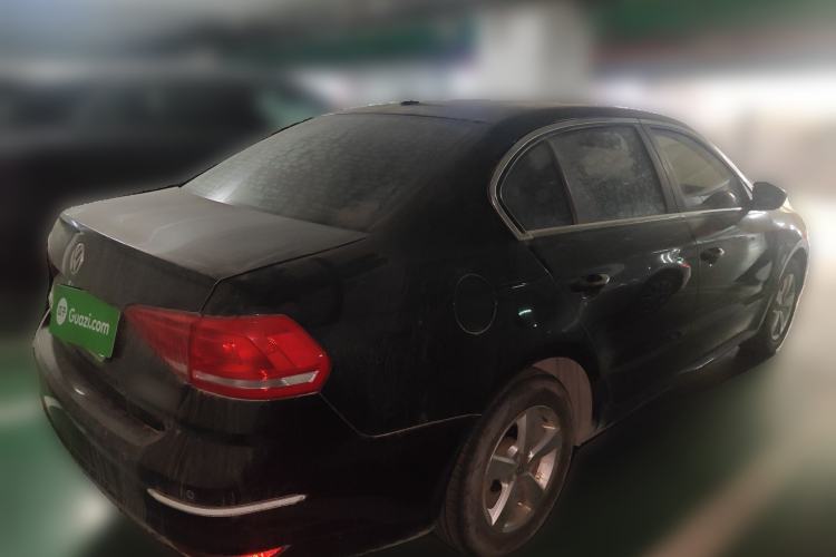 Used Volkswagen Lavida 2015 1.6L Manual Fashion Edition