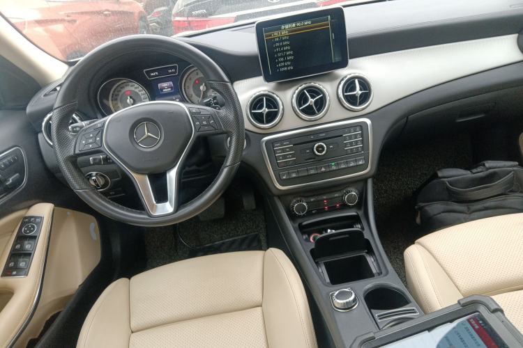 Used Mercedes-Benz GLA 2016 GLA 220 4MATIC Fashion Edition
