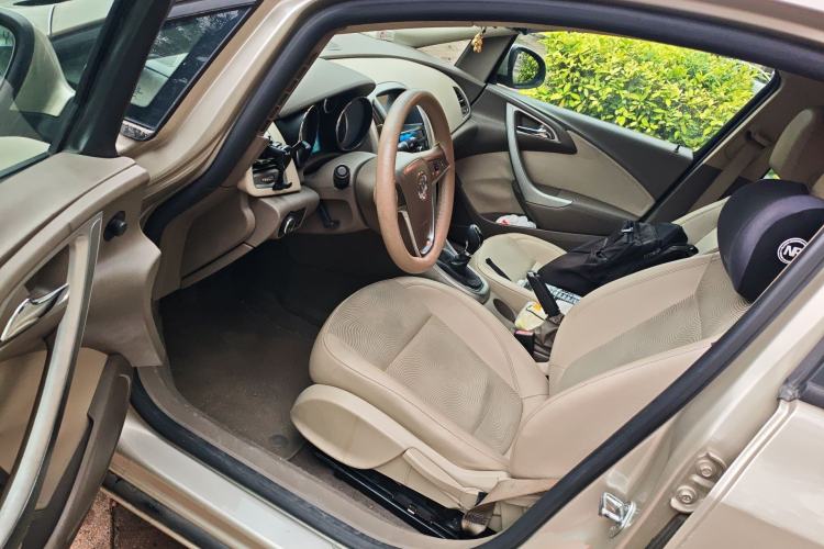 Used Buick GT 2012 GT 1.6L Manual Entry-Level Model
