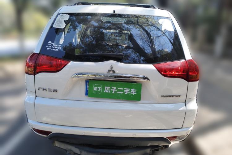 Used Mitsubishi Pajero Sport 2013 3.0L Automatic 4x4 Executive Edition
