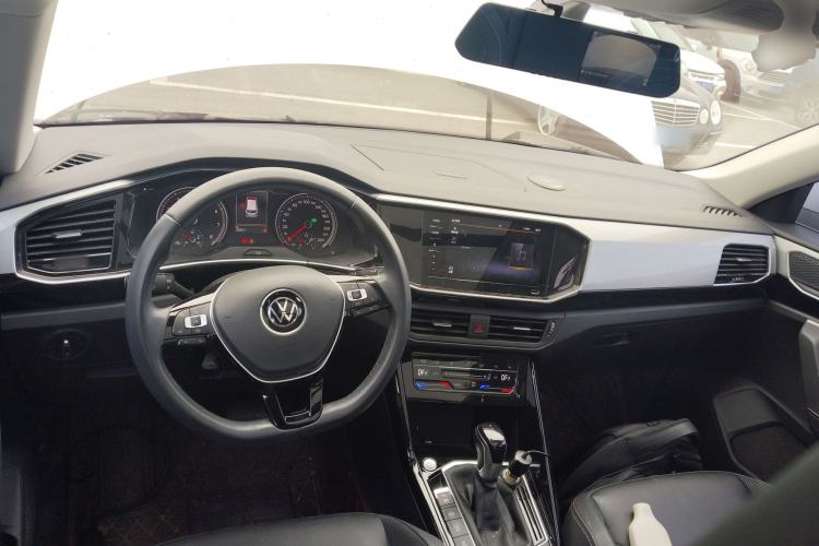 Used Volkswagen Tayron 2020 330TSI Two-Wheel Drive Luxury Smart Connectivity Version
