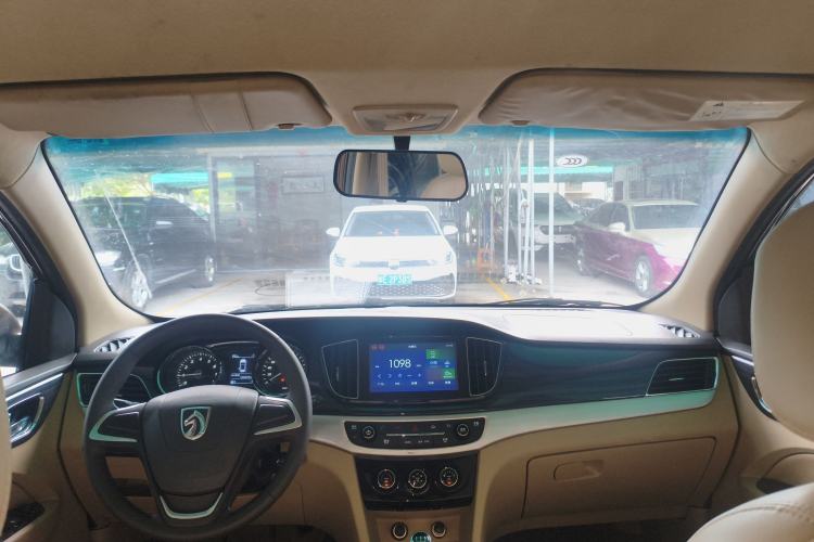Used Baojun 730 2016 1.5L Manual Comfort Version 7 Seats China V Emission Standard Headliner