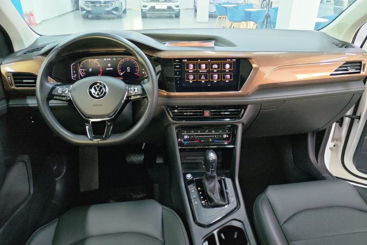 Used Volkswagen Tharu 2022 330TSI Four-Wheel Drive Luxury Edition Center Console