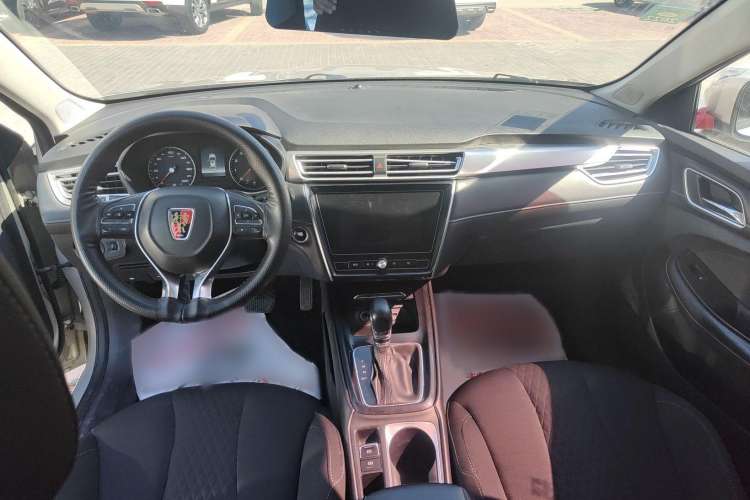 Used Roewe i5 2020 1.5L Automatic 4G Connected Linghao Edition
