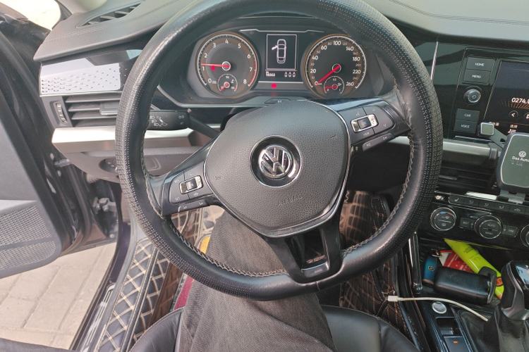 Used Volkswagen Passat 2019 330TSI Elite Edition China VI