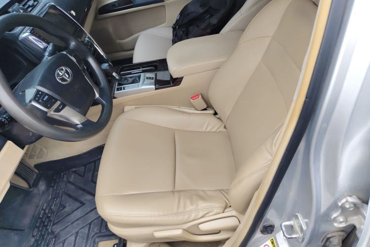 Used Toyota Reiz 2010 2.5S Fengdu Jinghua Edition Left Front Seat