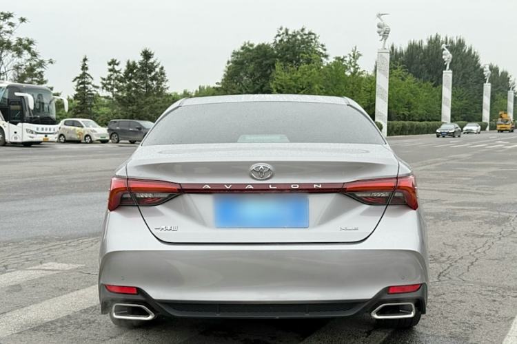 Used Toyota Avalon 2019 2.0L XLE Premium Edition China VI
