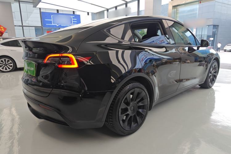 Used Tesla Model Y 2022 Rear-Wheel-Drive Version