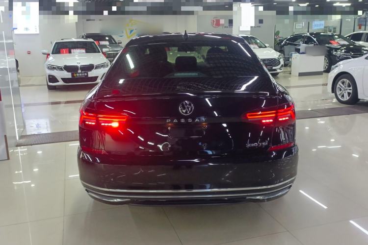 Used Volkswagen Passat 2021 330TSI Elite Edition
