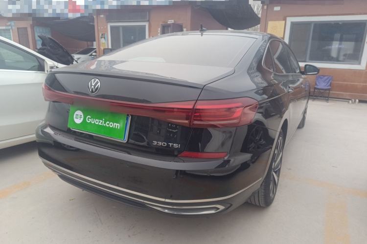 Used Volkswagen Passat 2022 330TSI Starry Luxury Edition
