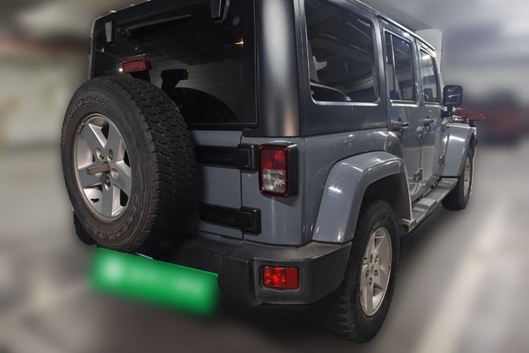 Used Jeep Wrangler 2014 2.8TD Sahara Four-Door Edition