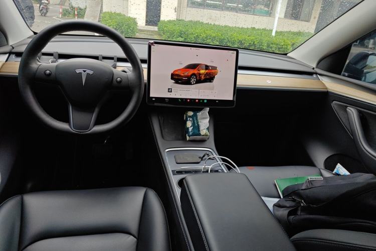 Used Tesla Model Y 2022 Rear-Wheel-Drive Version
