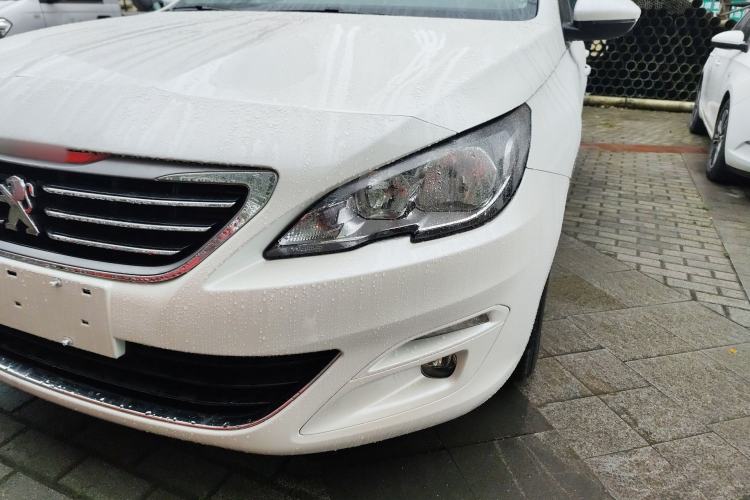 Used Peugeot 408 2014 1.8L Automatic Luxury Edition Left Front Headlight