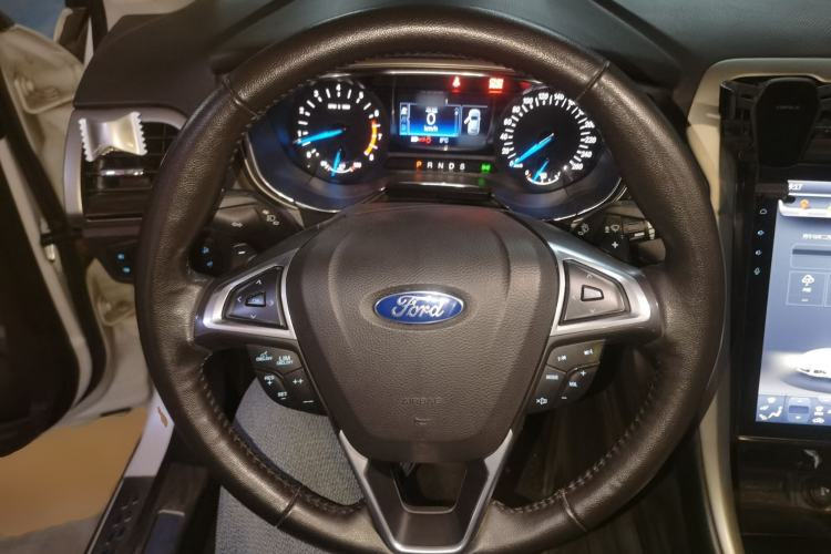 Used Ford Mondeo 2013 2.0L GTDi 200 Fashion Edition